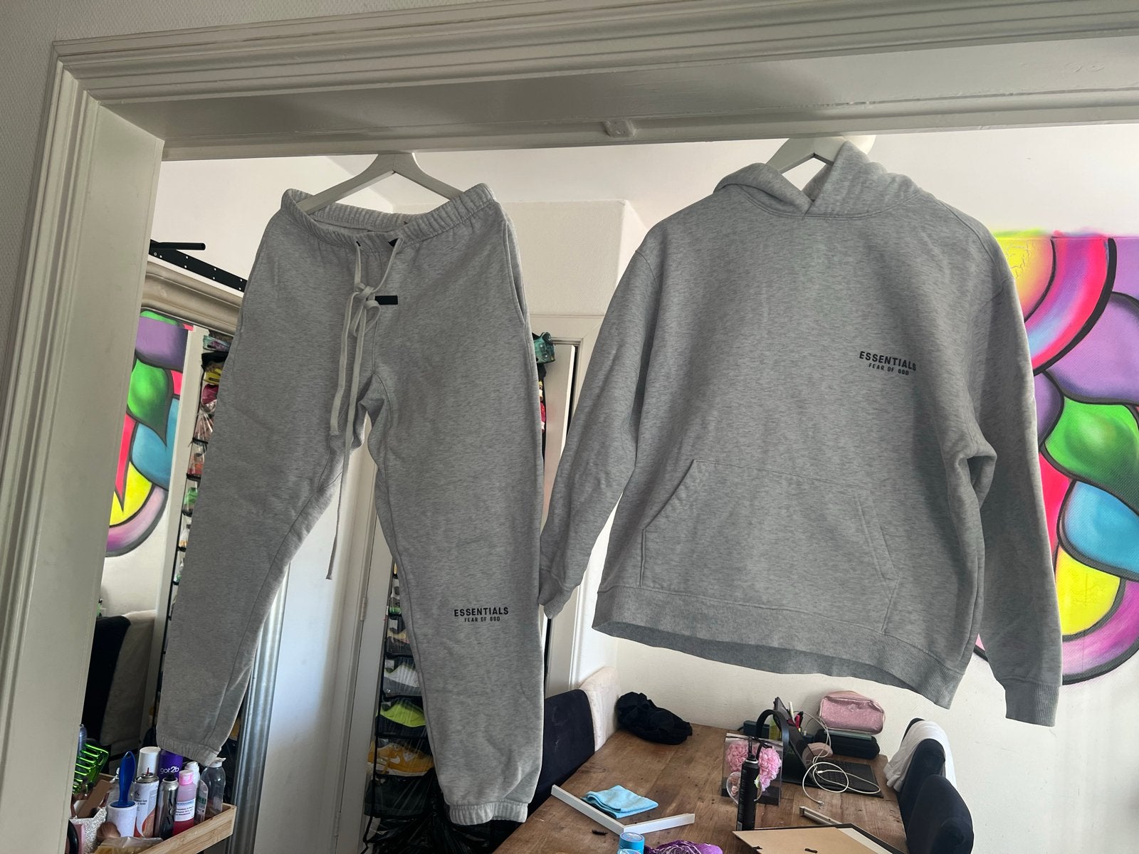Fear of God Essentials Hoodie & Jogger Set - Zo goed als nie, Kleding | Dames, Truien en Vesten, Ophalen, Zo goed als nieuw, Maat 38/40 (M)