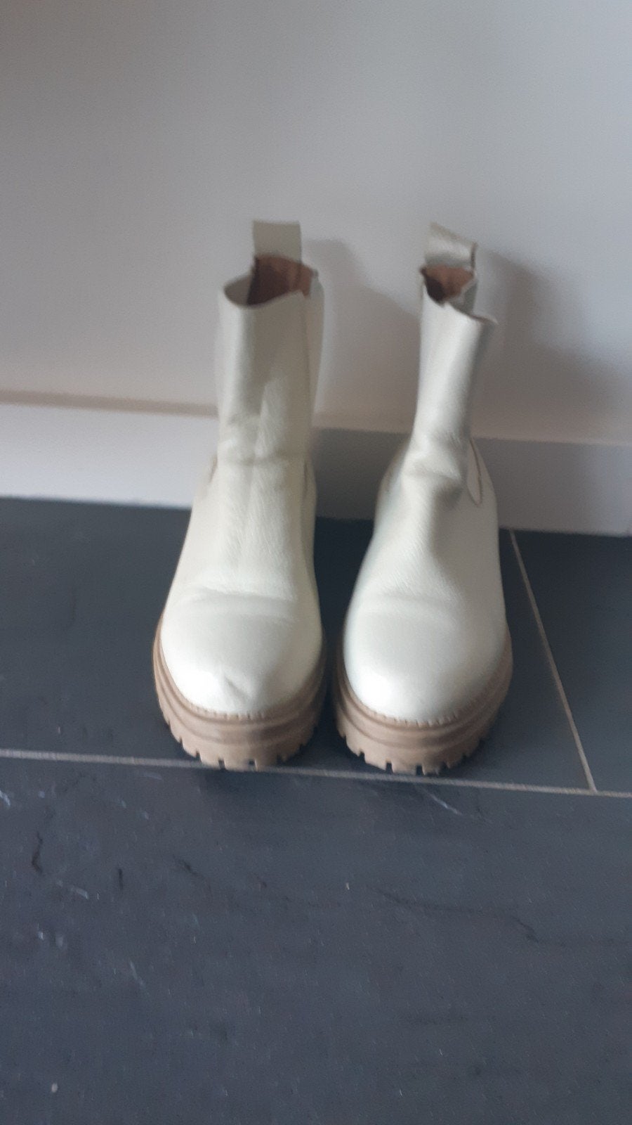 leuke enkel laarsjes maat 40, Overige kleuren, Lage of Enkellaarzen, Ophalen of Verzenden, Zo goed als nieuw