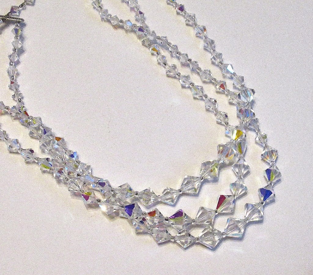 Vintage collier met Aurora Borealis kristallen van de 60ste., Ophalen of Verzenden, Overige materialen, Ketting