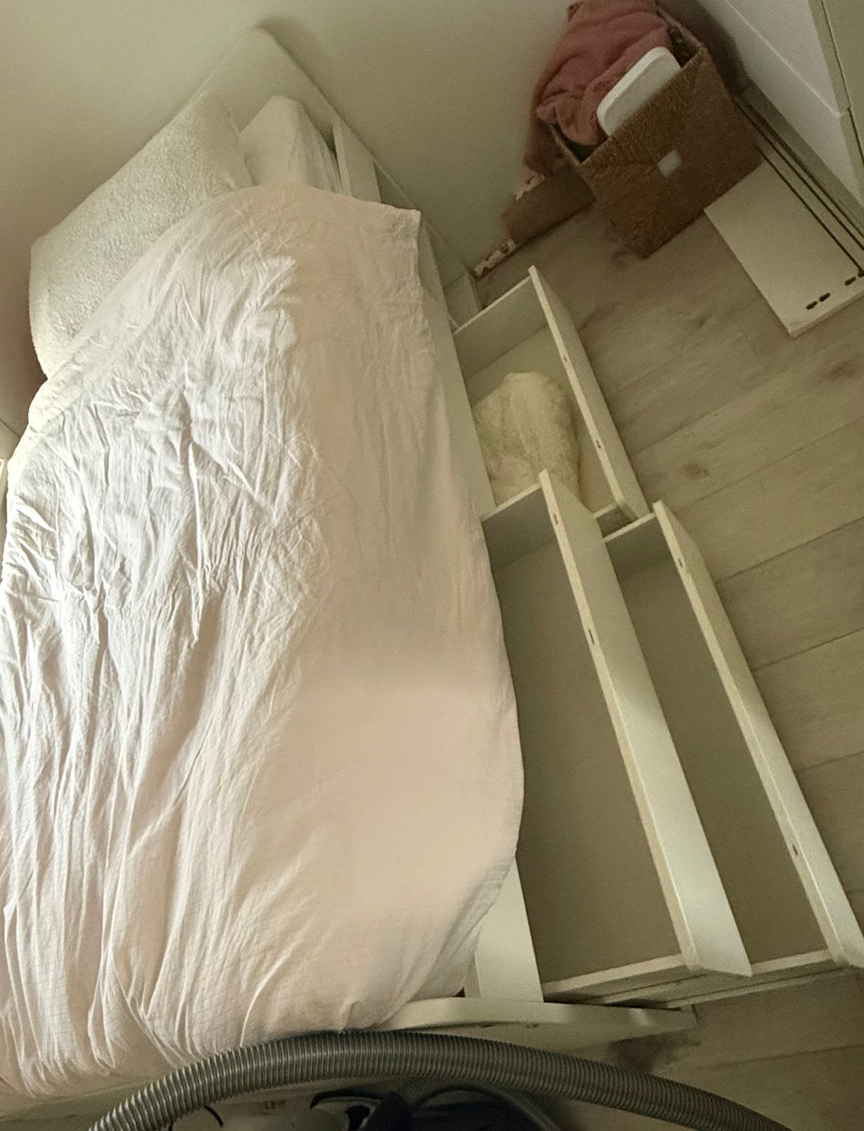 1 persoonsbed inclusief matras (MOET BINNEN 1 week weg), Ophalen, Gebruikt, Eenpersoons, Wit