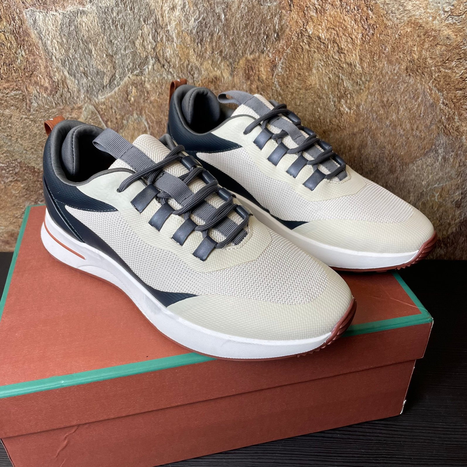 Loro Piana Week End Walk Sneakers Beige Maat 39-46, Kleding | Heren, Schoenen, Ophalen of Verzenden, Overige kleuren, Sneakers of Gympen