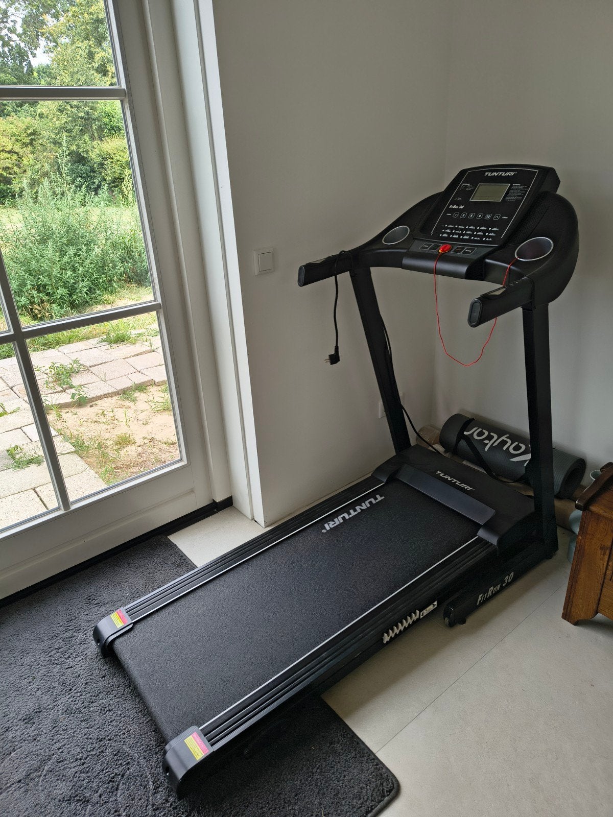 Tunturi FitRun 30 Loopband - Hapert af en toe, Ophalen, Gebruikt, Metaal, Loopband