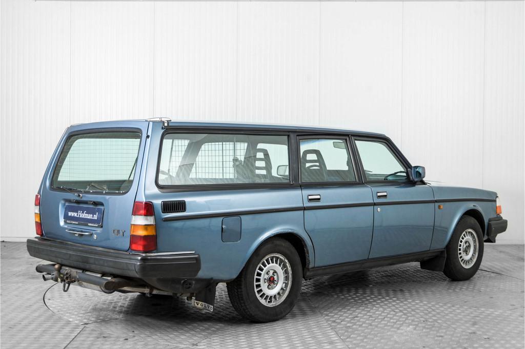 Volvo 240 2.1 GLI (bj 1983, automaat), Auto's, Volvo, Automaat, Achterwielaandrijving, Gebruikt, 4 cilinders