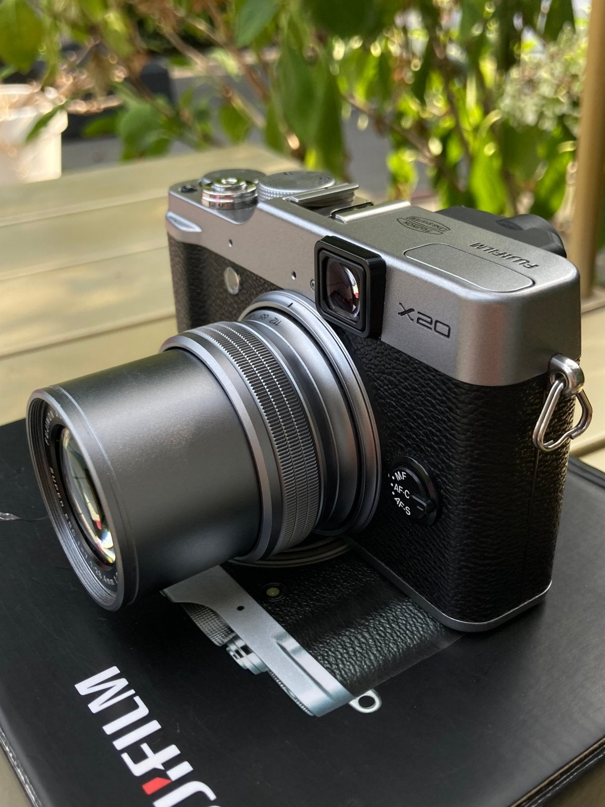 Fujifilm X20 Silver in zeer nette staat, Ingebouwde flitser, Ophalen of Verzenden, Zo goed als nieuw, Fujifilm
