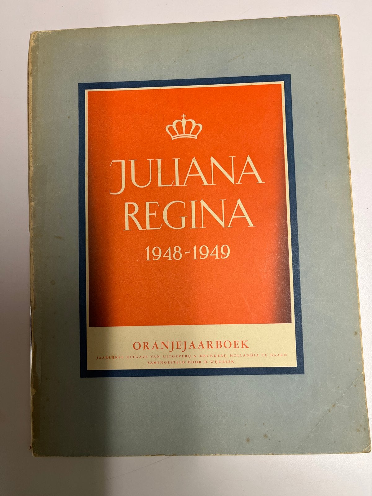 Juliana Regina 1948-1949 Oranjejaarboek, Ophalen of Verzenden, Gebruikt, Nederland, Tijdschrift of Boek