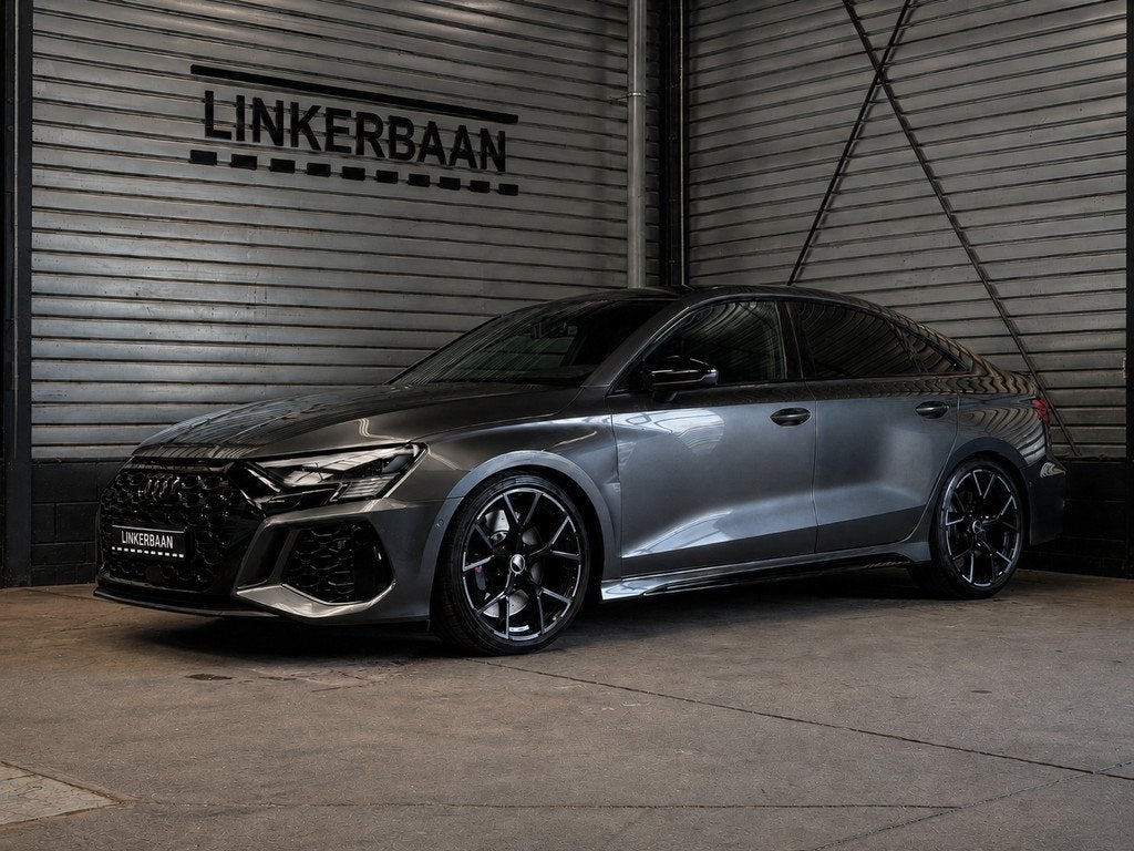 Audi RS3 2.5 TFSI Limousine Quattro 400pk | Panodak | RS Zet, Auto's, Audi, Bedrijf, Te koop, RS3, ABS, Achteruitrijcamera, Adaptive Cruise Control