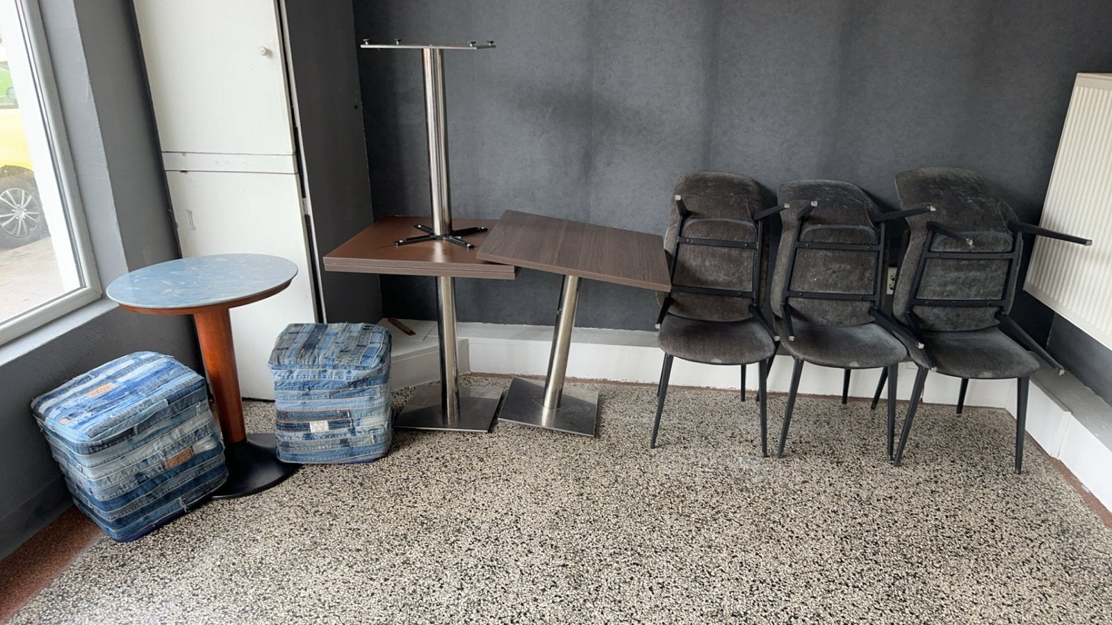 6 Satelliet stoelen en 3 tafels - Ideaal voor horeca, Ophalen, Gebruikt, Vijf, Zes of meer stoelen, Stof