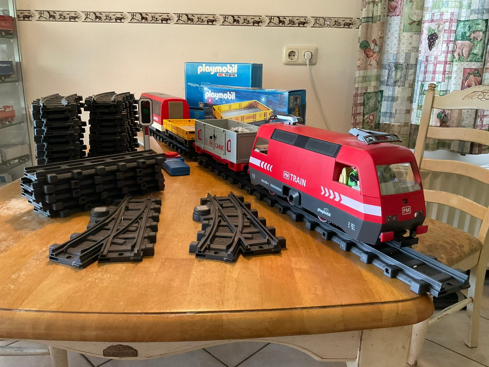 Complete playmobil treinbaan, Ophalen, Zo goed als nieuw