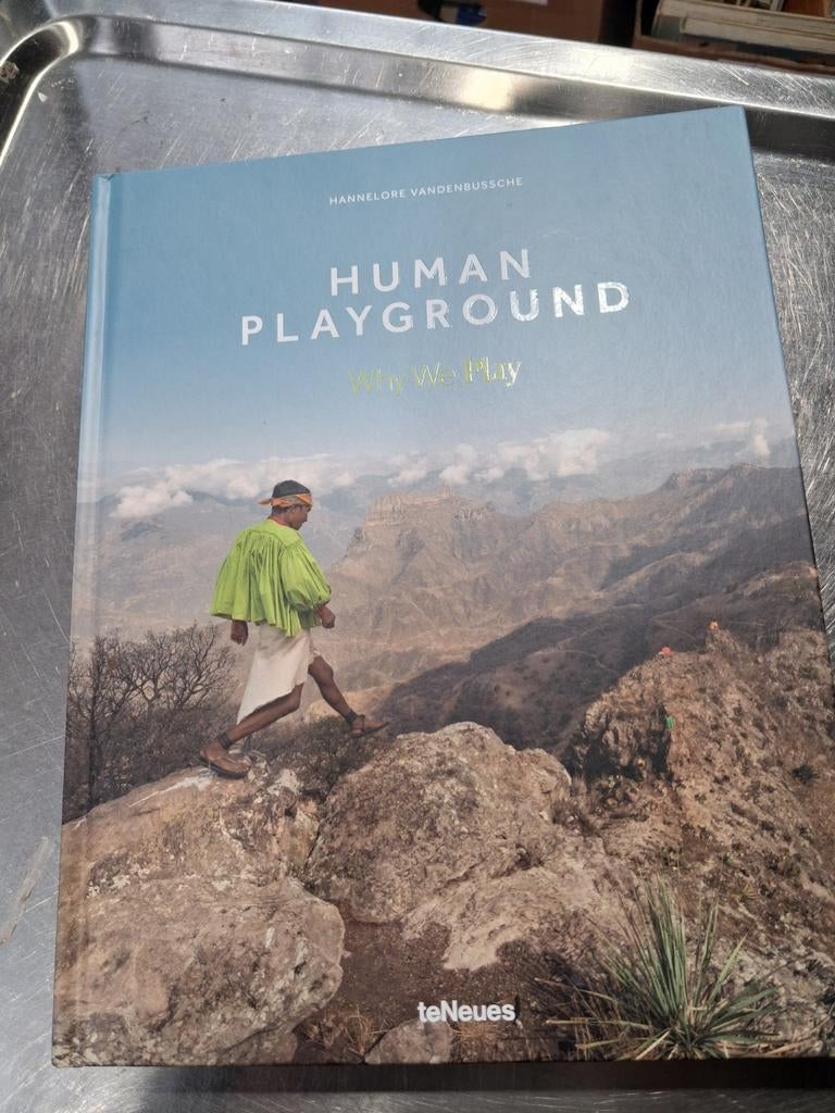 Human Playground: Why We Play - Hannelore Vandenbussche, Ophalen of Verzenden