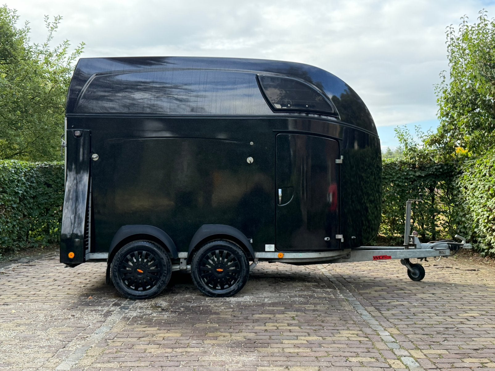 Zeer mooie bockmann big master aluminium bodem zadelkamer, Ophalen, Aluminium, Zo goed als nieuw, 2-paards trailer
