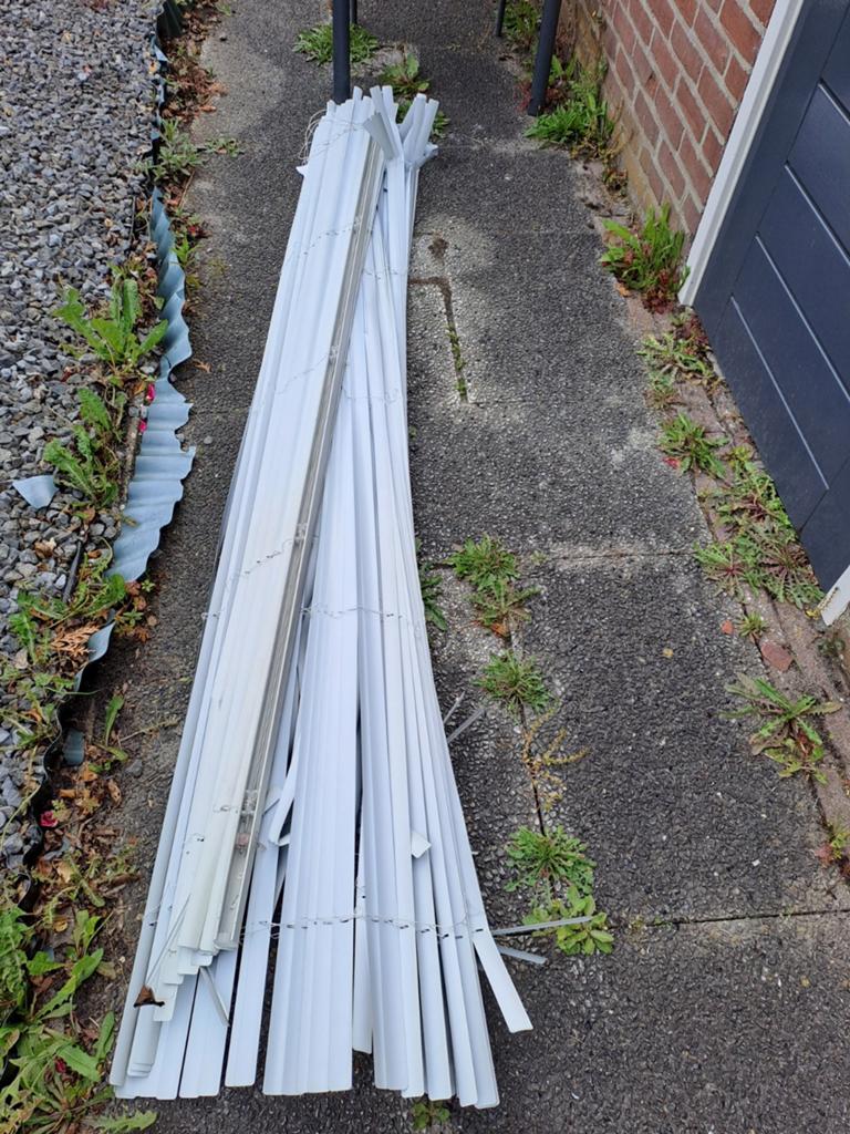 Witte jaloezieën, gratis, Ophalen, Gebruikt, 200 cm of meer, 150 tot 200 cm