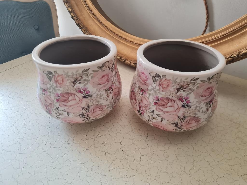 Nieuwe romantische bloempot merk Clayre & Eef pr/p/stuk, Tuin en Terras, Heikant 21 Kaatsheuvel, Ophalen of Verzenden, Jolandamonsieurs@gmail.com