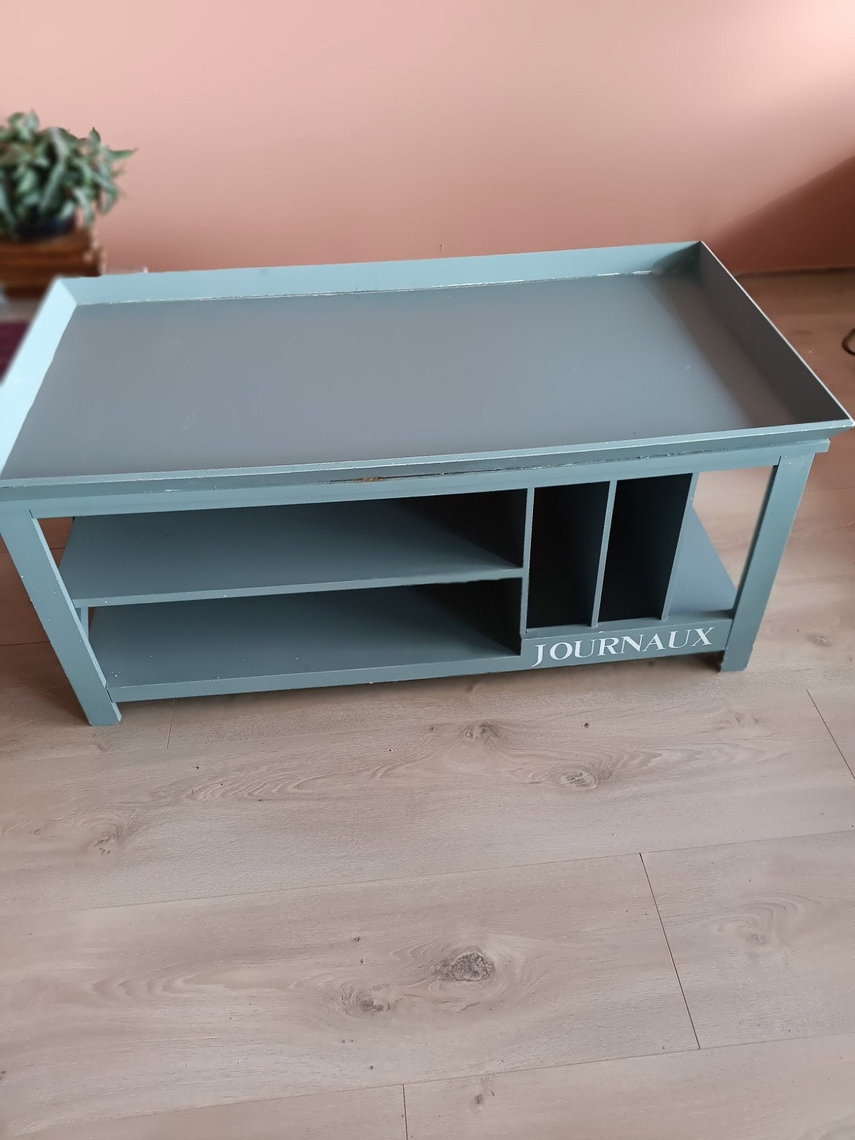 Gratis landelijke lage tafel, salontafel, Huis en Inrichting, Tafels | Salontafels, Ophalen, Gebruikt, 100 tot 150 cm, 50 tot 100 cm