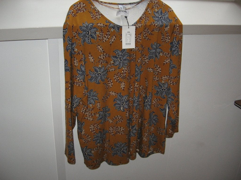 Nw + kaartjes CISO blouse €20.-- Collectie 2025 2 XXL  52/54, Kleding | Dames, Grote Maten, Ophalen of Verzenden, Nieuw, Geel