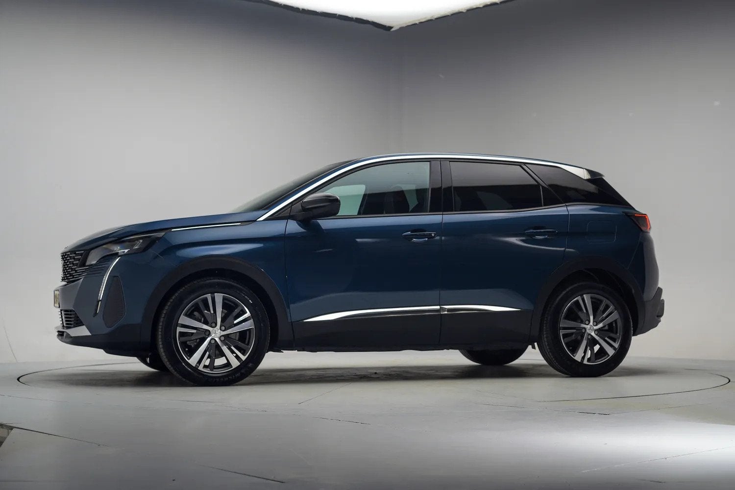Peugeot 3008 1.6 Hybrid 225 Active Business [ Navi Apple/And, 150 pk, Blauw, Bedrijf, Hybride Elektrisch/Benzine