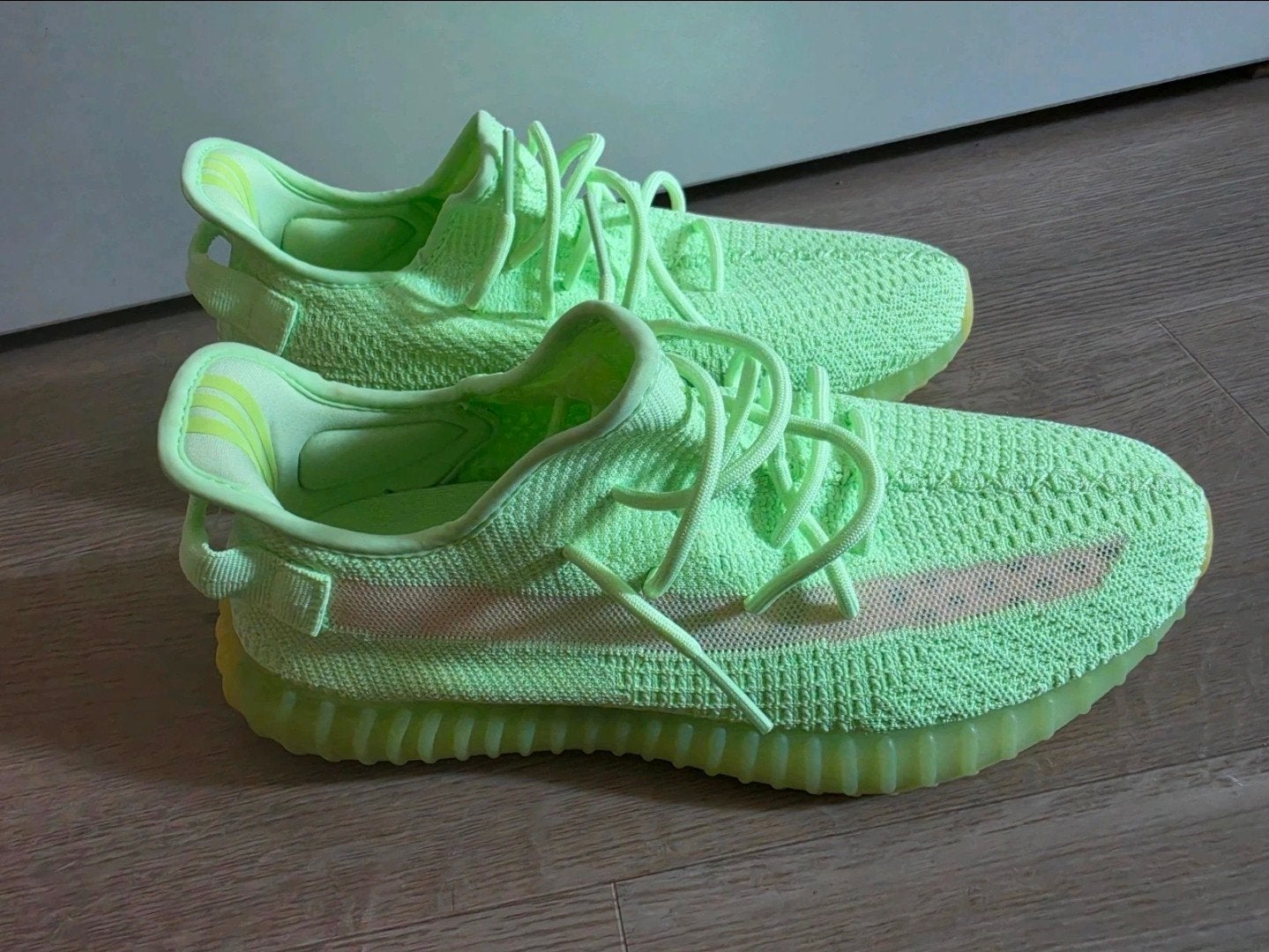 Yeezy Boost 350 V2 GID Glow - Lichtgevende Sneakers, Ophalen of Verzenden