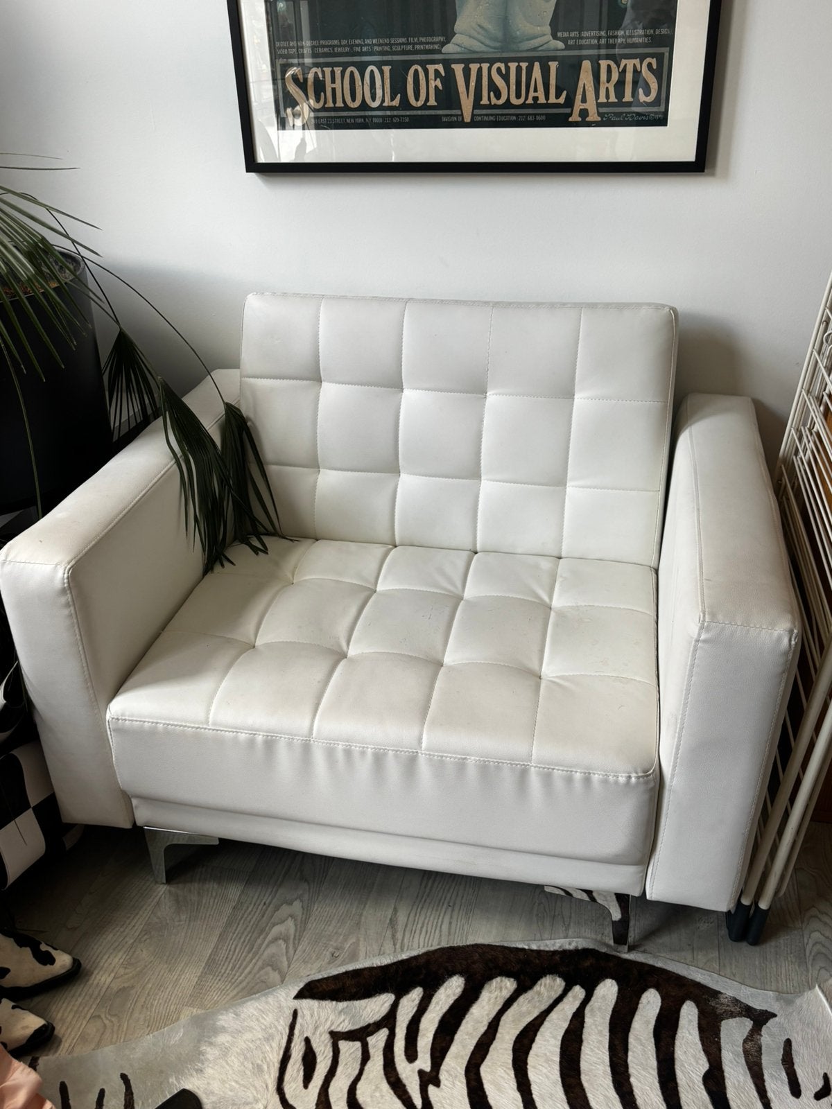 Wit skai leren loveseat, Ophalen, Kunststof, Gebruikt, Eenpersoons
