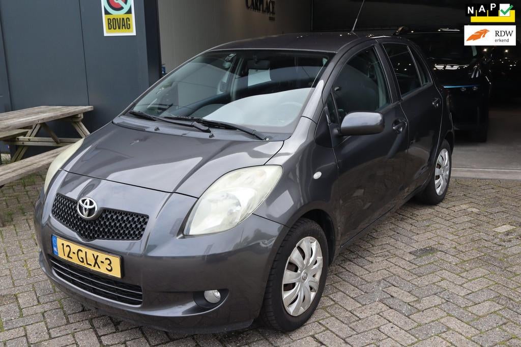 Toyota Yaris 1.3 VVTi Sol MMT-Automaat-Airco, Auto's, Toyota, Stof, 4 cilinders, Origineel Nederlands, Bedrijf