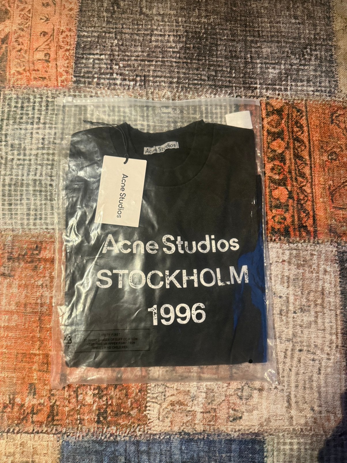 Acne Studios Longsleeve Zwart, Ophalen of Verzenden, Zo goed als nieuw, Maat 48/50 (M), Zwart