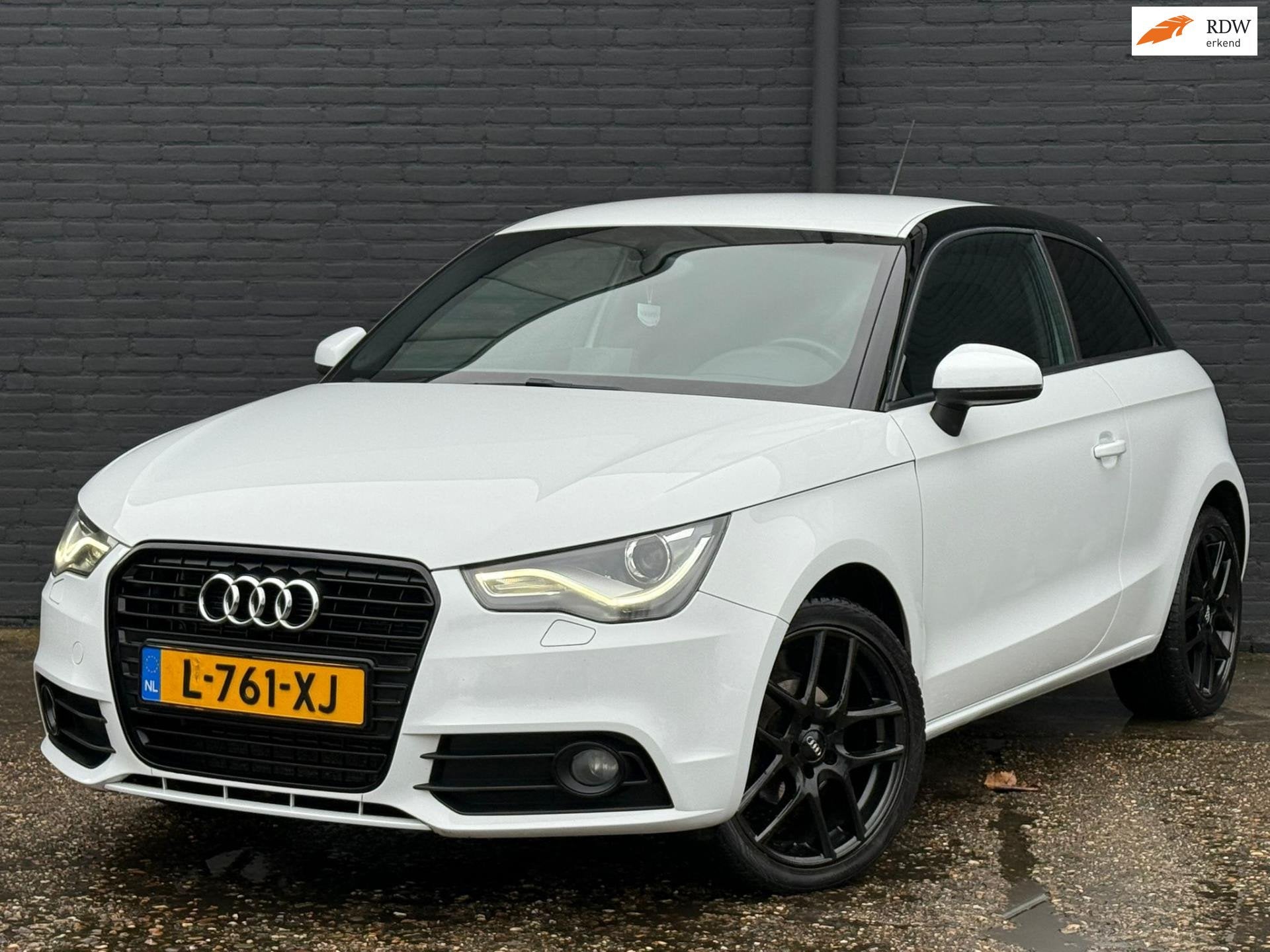 Audi A1 1.2 TFSI S-LINE LED|STOELVER|NAVI|BLEU|NWE APK