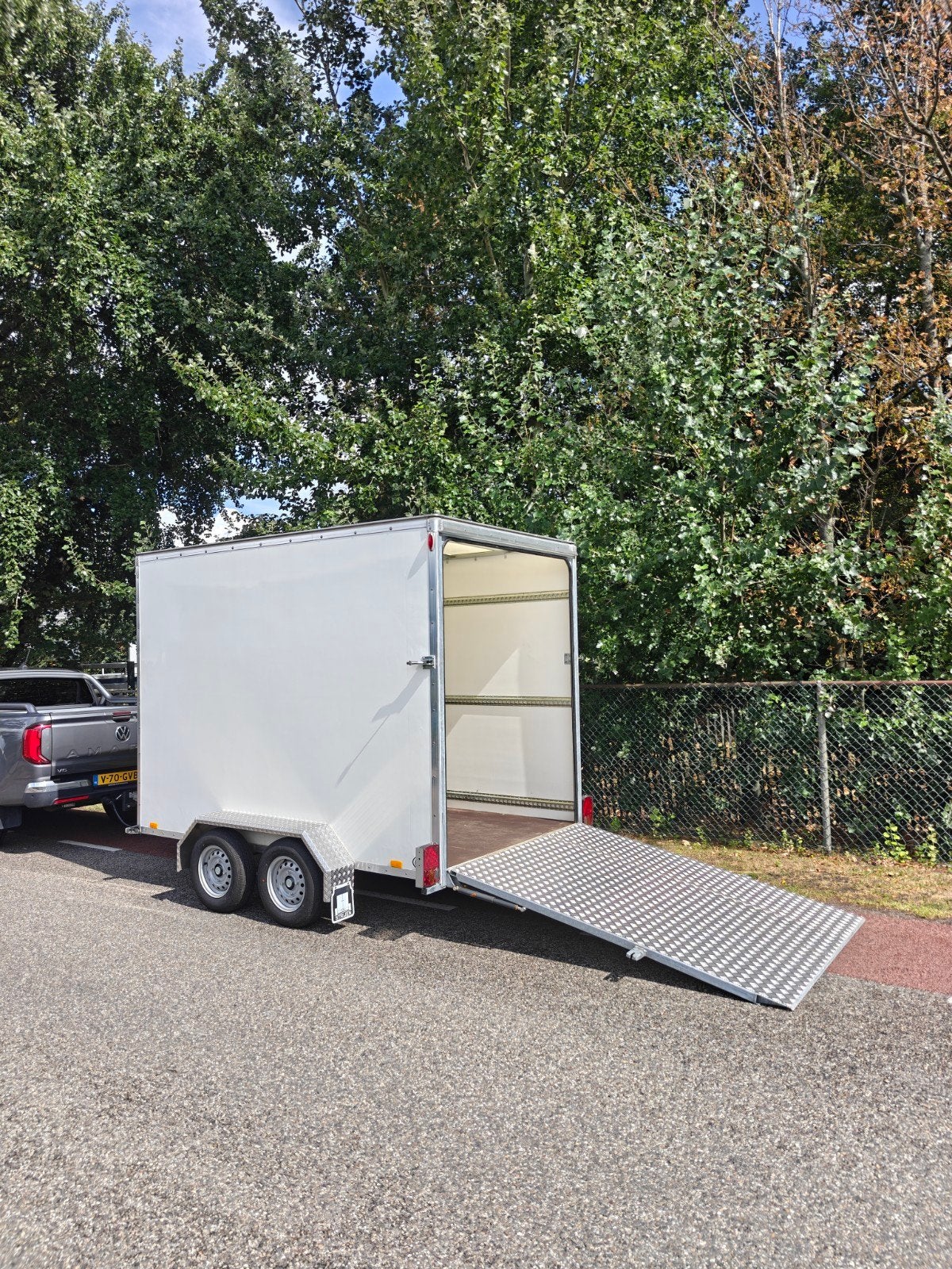 Blue Line gesloten aanhanger met laadklep, Auto diversen, Ophalen of Verzenden, Zo goed als nieuw