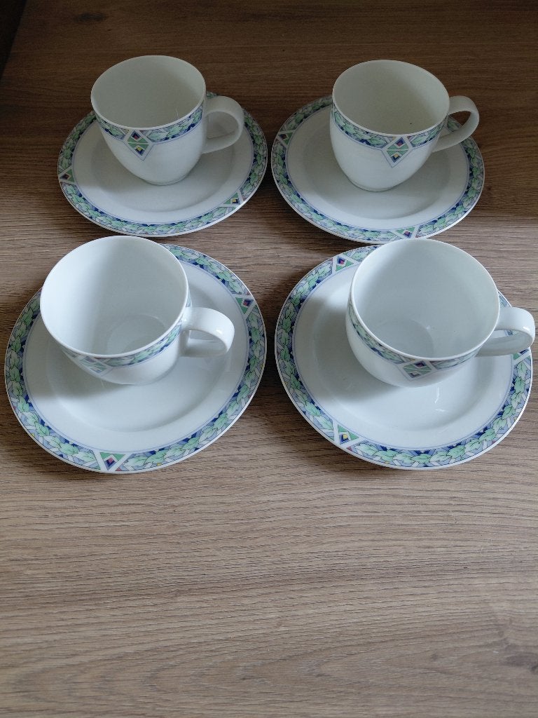 Arzberg AH servies kop en schotels, Huis en Inrichting, Verzenden, Zo goed als nieuw, Overige stijlen, Kop(pen) en/of Schotel(s)