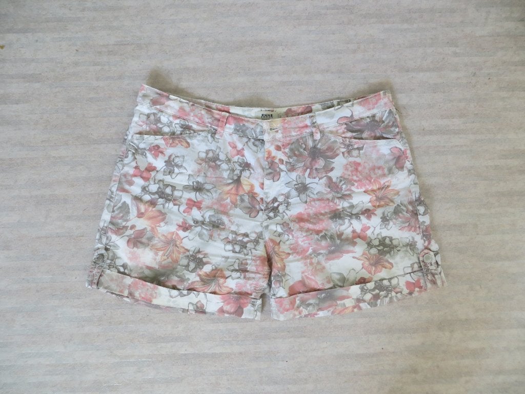 dames korte broek( Anna van Toor), Ophalen, Overige kleuren, Maat 42/44 (L), Zo goed als nieuw