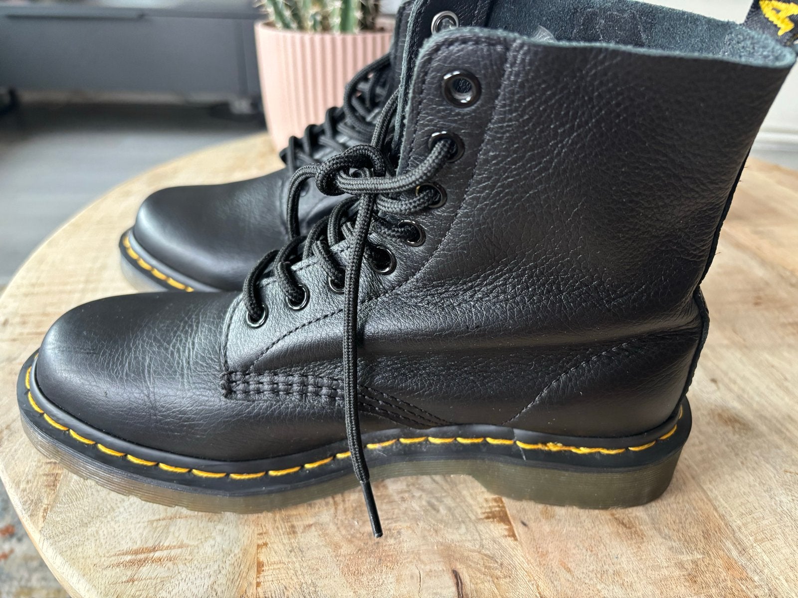Dr. Martens 1460 Pascal Virginia Leer Laarzen Maat 39, Kleding | Dames, Schoenen, Ophalen of Verzenden, Zo goed als nieuw, Zwart