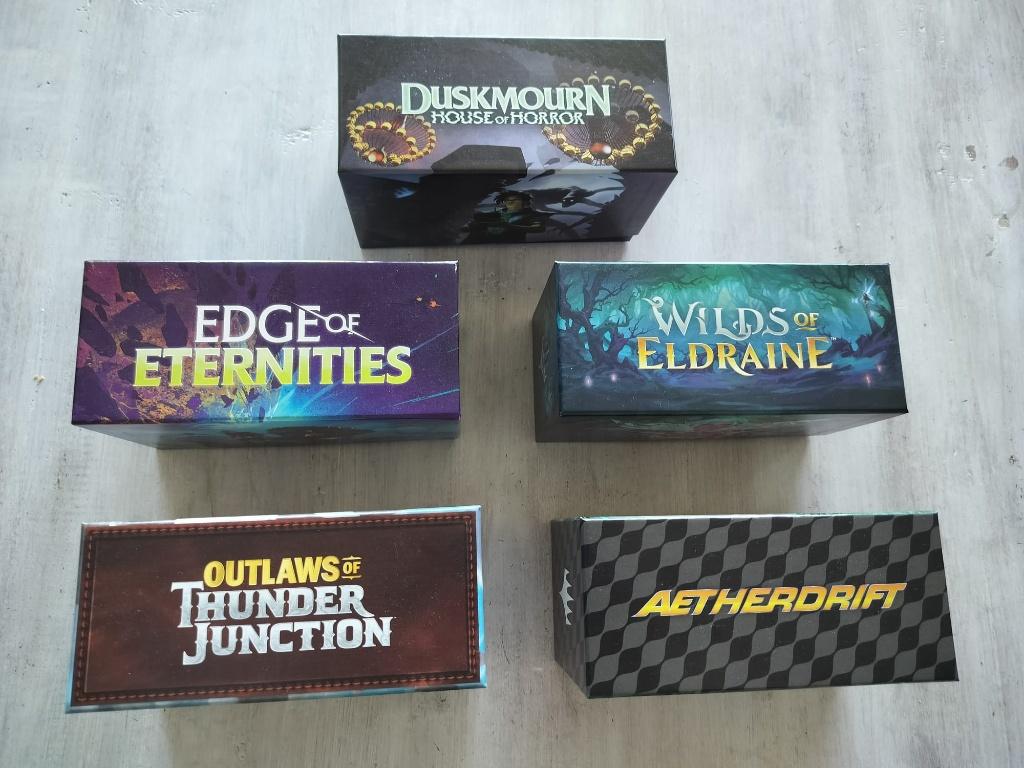 Magic the Gathering Bundle (leeg), Hobby en Vrije tijd, Ophalen of Verzenden, Zo goed als nieuw, Overige typen