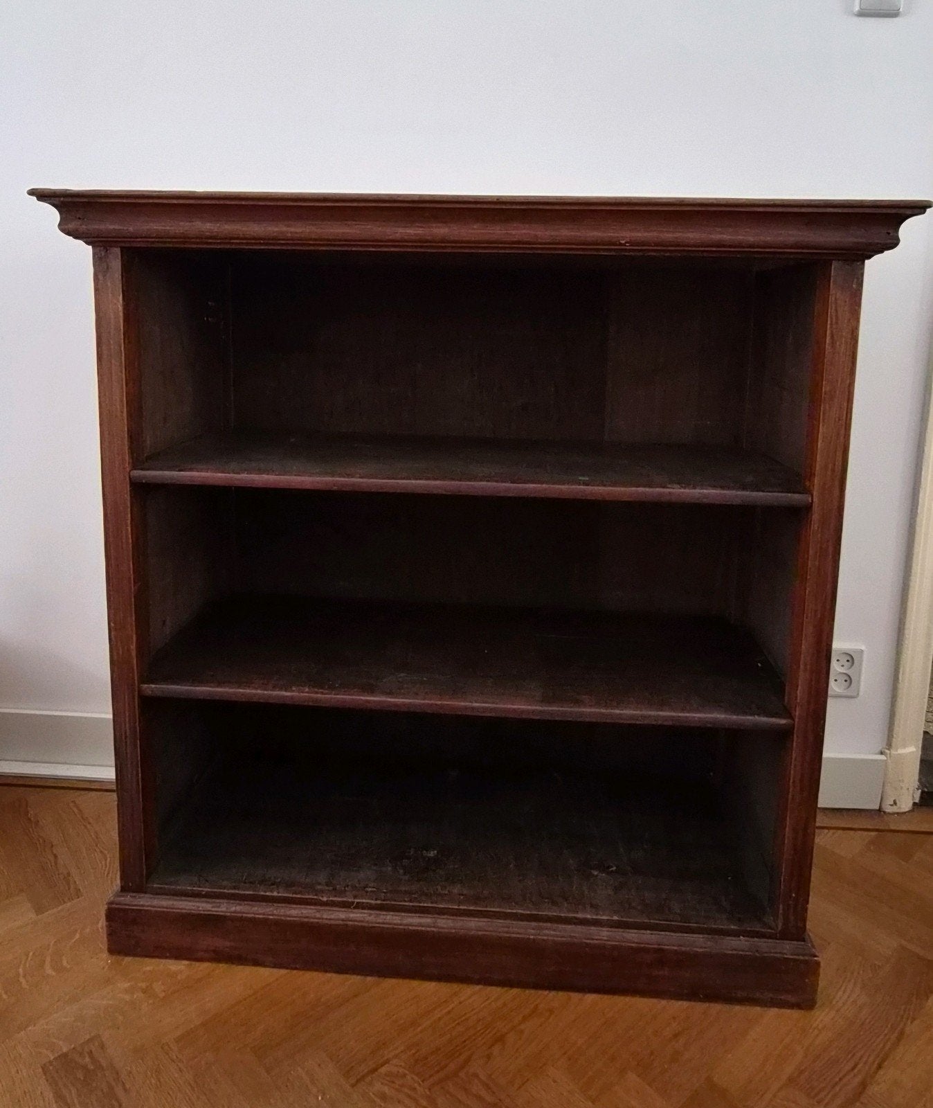 Massief houten kast - 111x47x111 cm, Ophalen, Met plank(en), Gebruikt, 100 tot 150 cm
