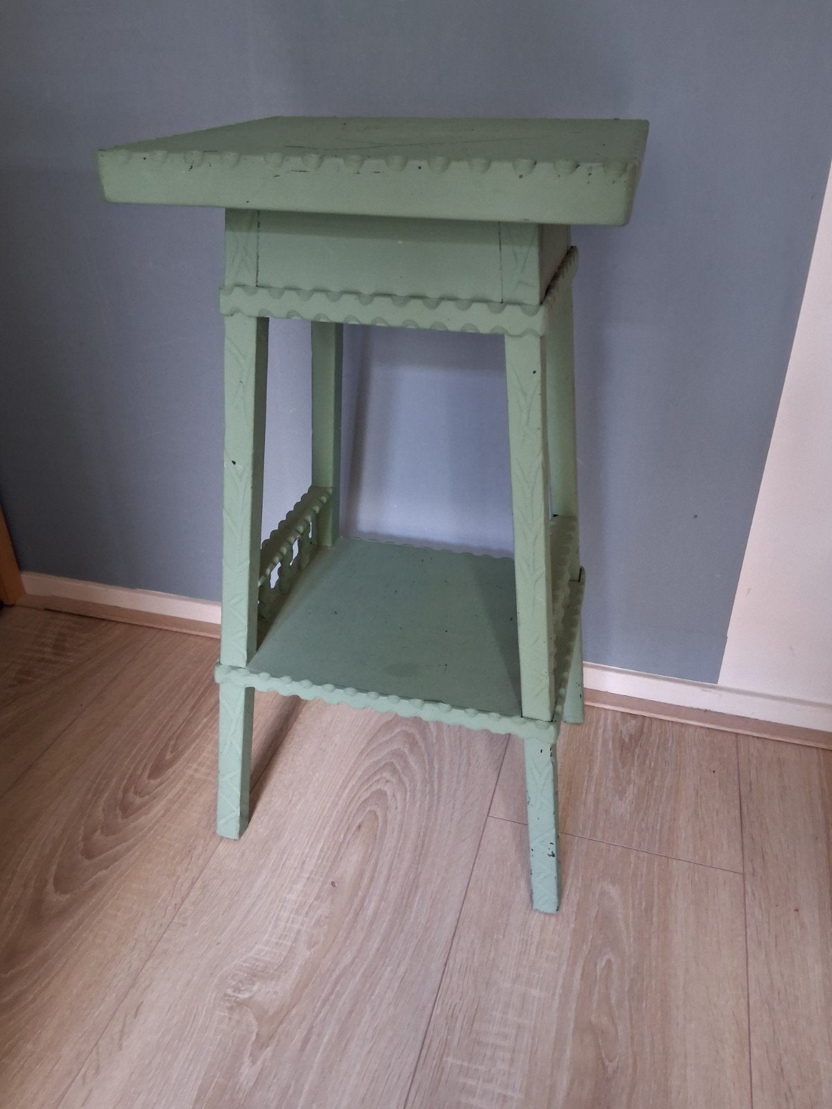 Decoratief houten tafeltje / plant tafel, Ophalen, Minder dan 55 cm, Gebruikt, Landelijk retro