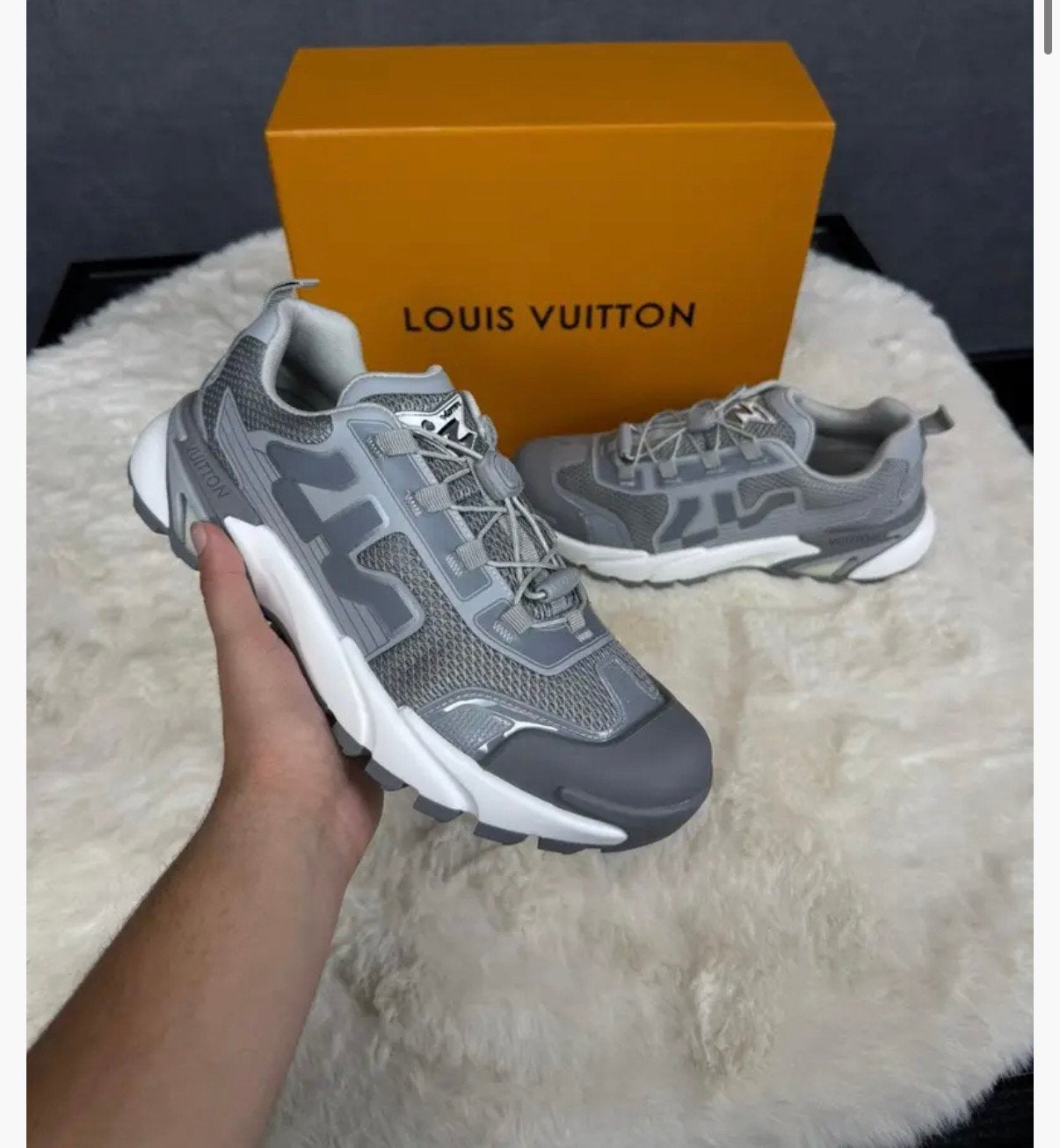 Louis Vuitton Runner Tatic New Sneakers Grey, Kleding | Heren, Schoenen, Verzenden, Nieuw, Zwart