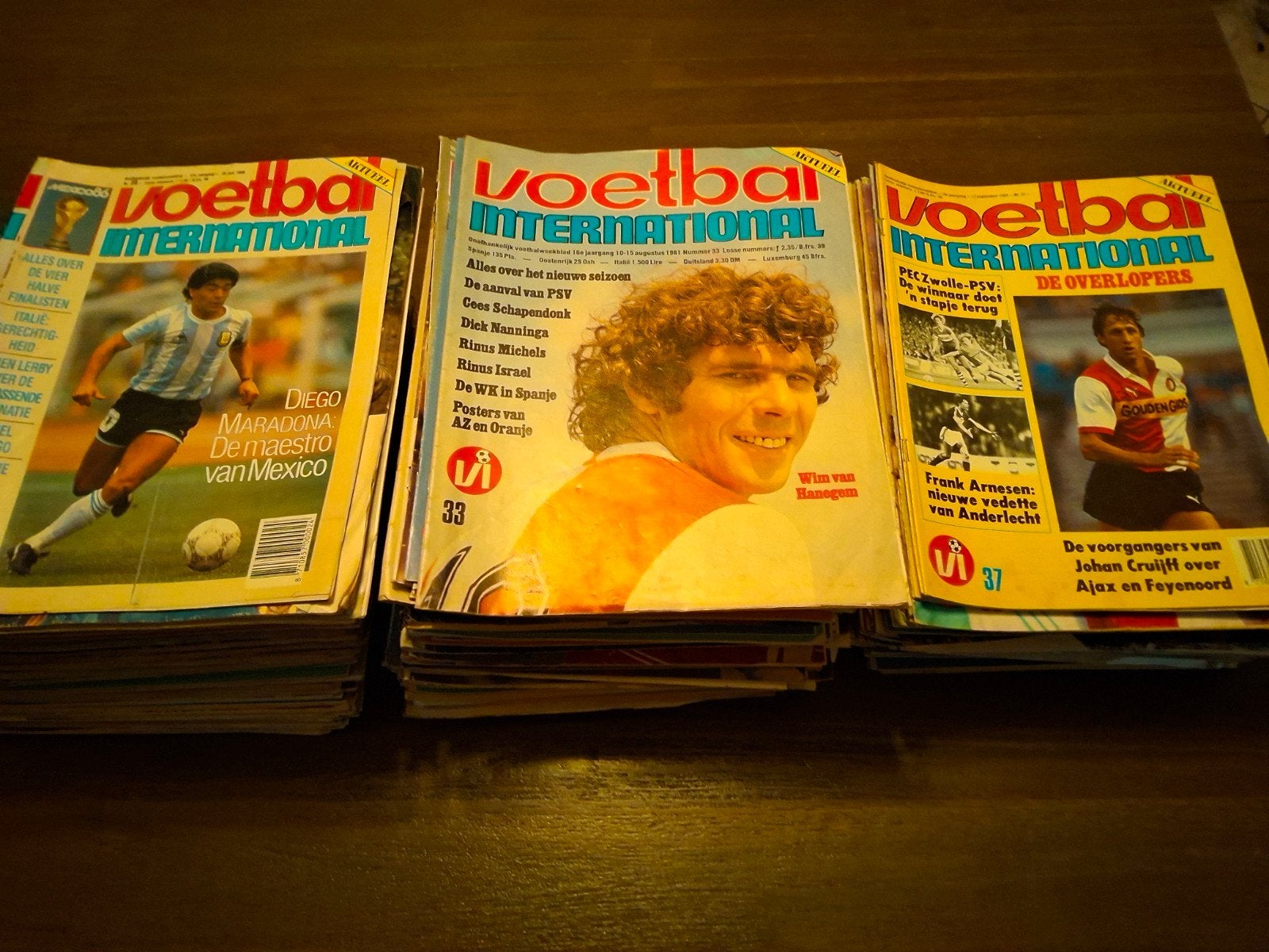 Voetbal International jaren 80, Ophalen, Gelezen, Balsport