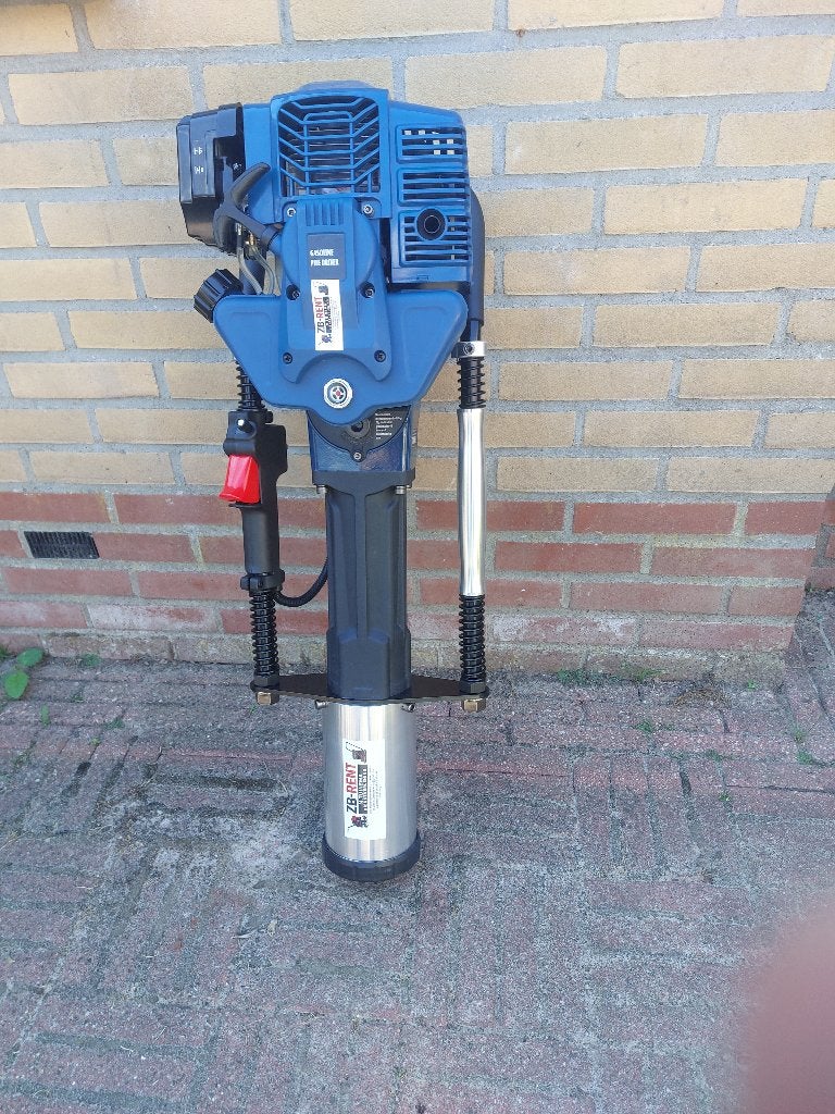 Te huur: palenrammer op benzine, Ophalen, Xx, Xx, Xx