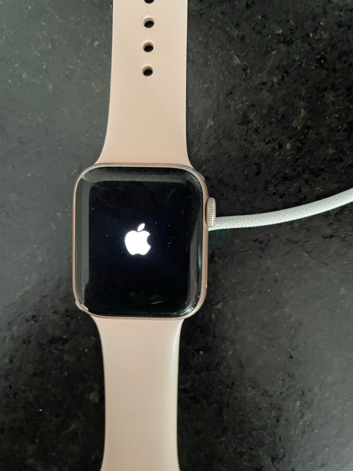 Apple Watch Series 5 (40mm) Roségoud met Roze Bandje, Afstand, IOS, Ophalen of Verzenden, Zo goed als nieuw