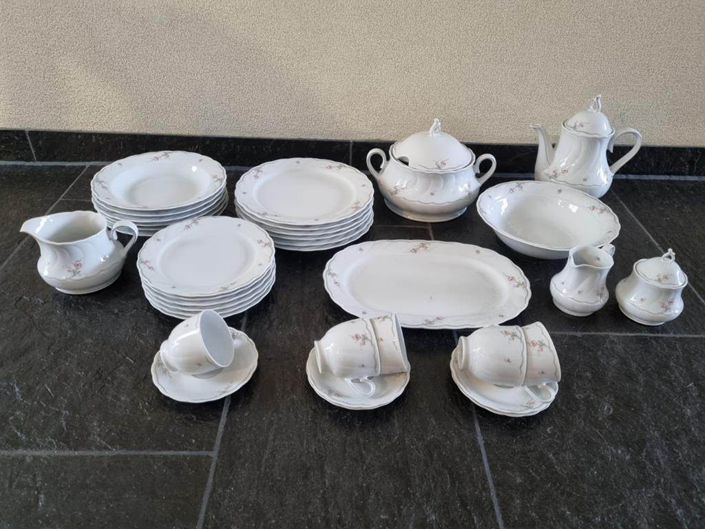 38 delig porselijnen servies "Winterling Röslau"., Verzamelen, Ophalen of Verzenden