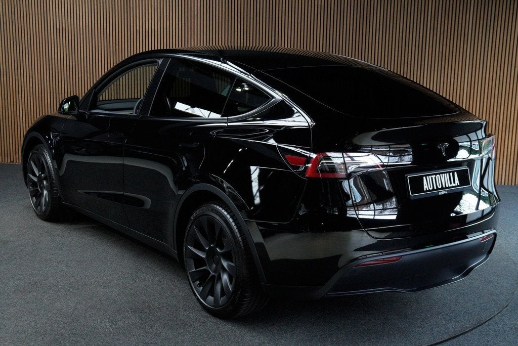 Tesla Model Y SOH: 94,7% Navi 360 Leer ACC Autopilot PDC E, Automaat, Achterwielaandrijving, Gebruikt, Zwart