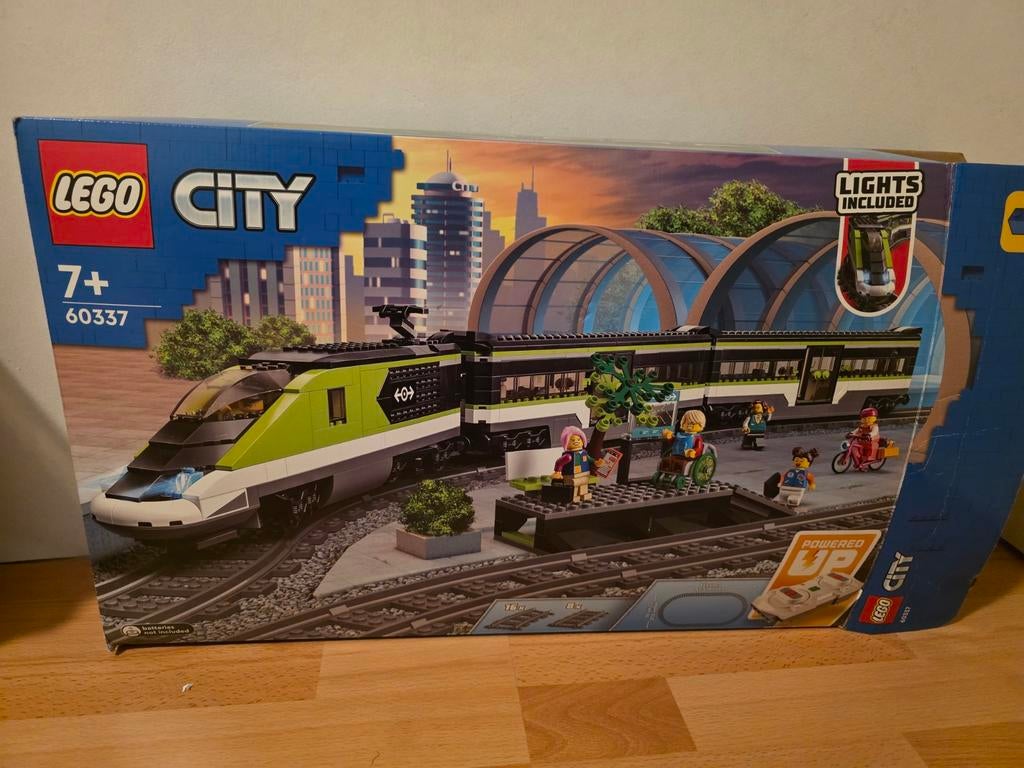 LEGO City 60337 Passagierssneltrein (elektrisch), Ophalen, Lego, Inclusief minifiguren, Complete set