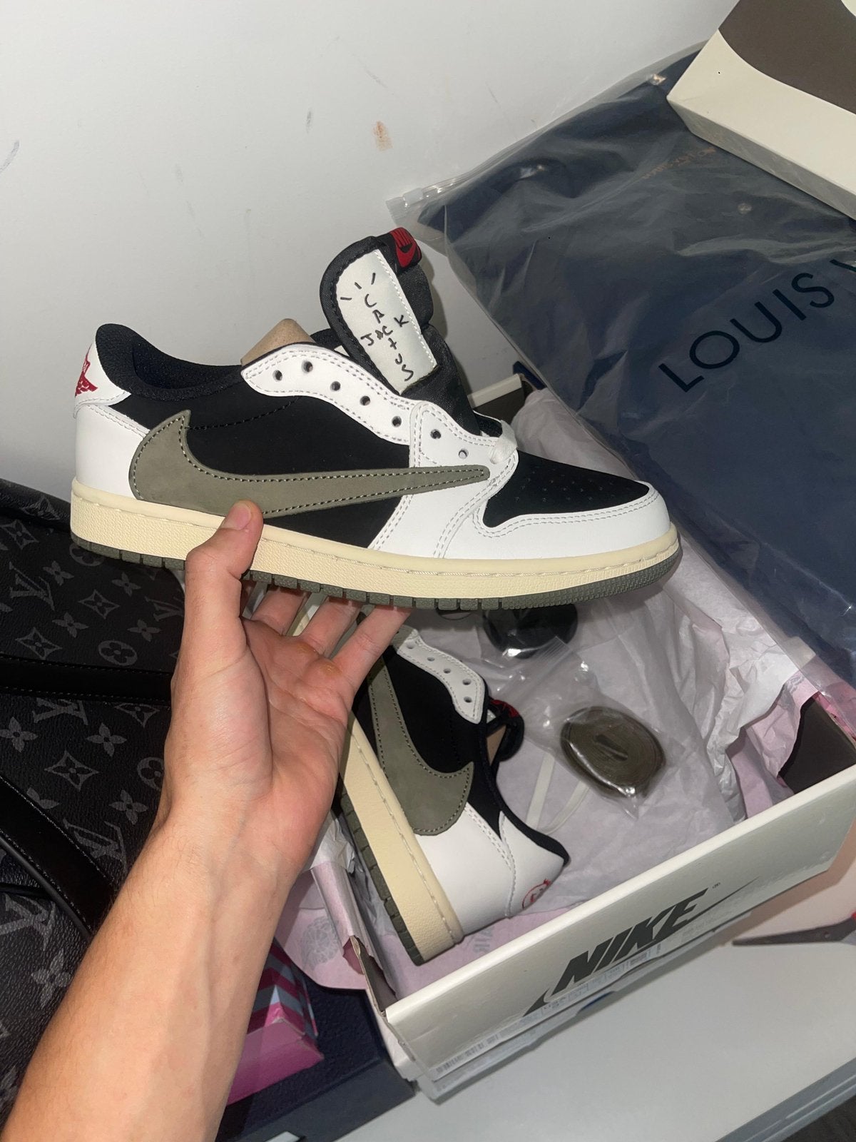 Nike Air Jordan 1 Low OG SP x Travis Scott 'Olive', Ophalen of Verzenden, Nieuw