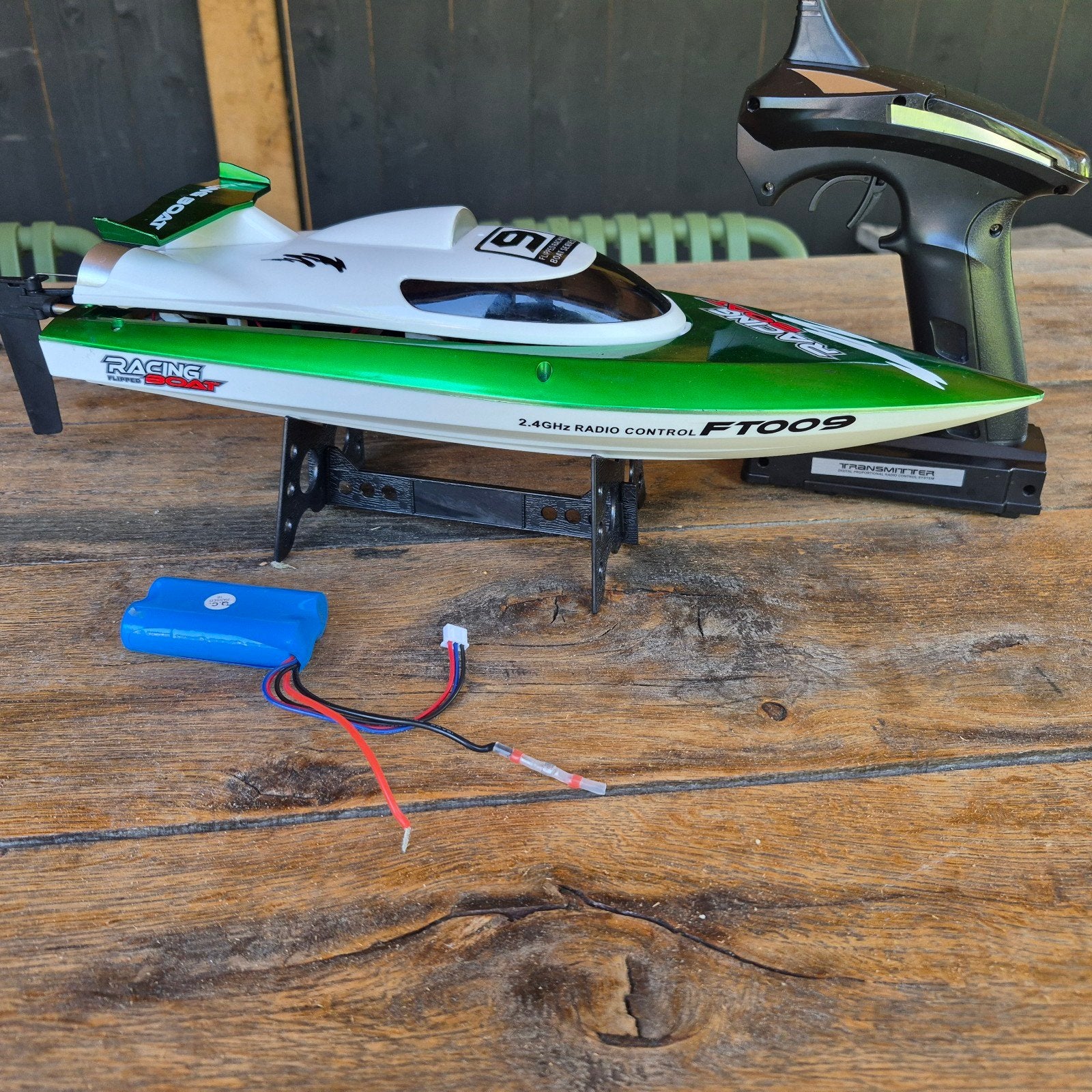 RC Speedboot FT009 - Groen/Wit met Afstandsbediening, Ophalen of Verzenden, Gebruikt, Groter dan 1:32, Overige merken