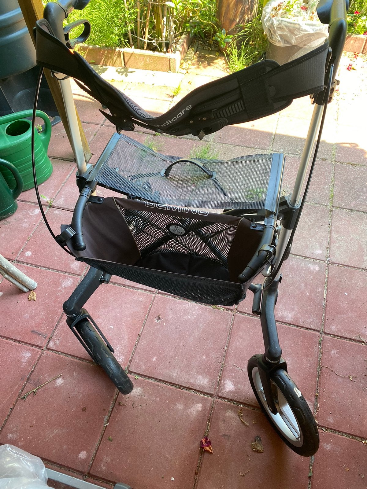 Rollator Gemino 60, Ophalen, Opvouwbaar, Zo goed als nieuw