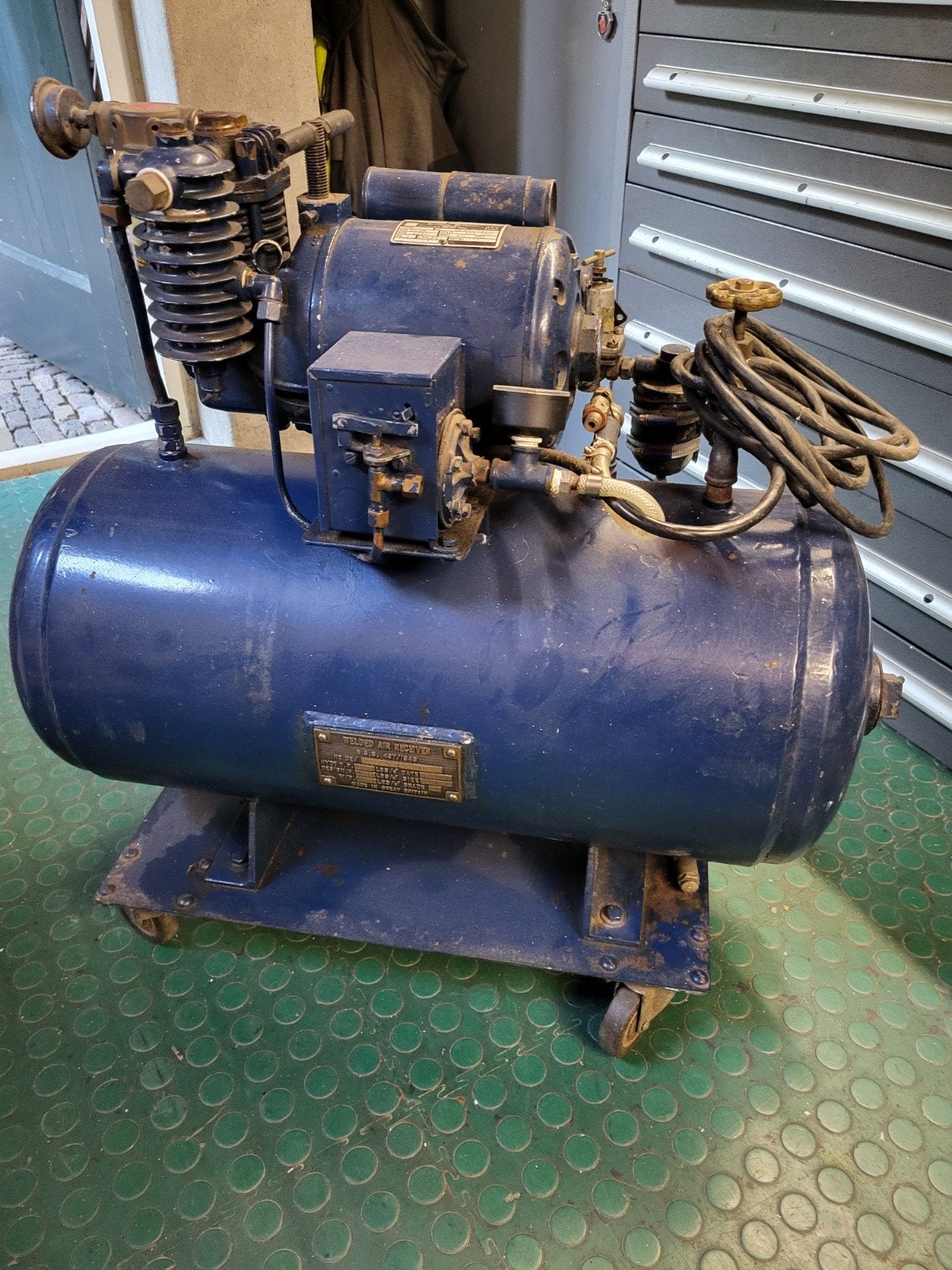 luchtcompressor, 25 tot 100 liter, Ophalen, Gebruikt, Minder dan 200 liter/min