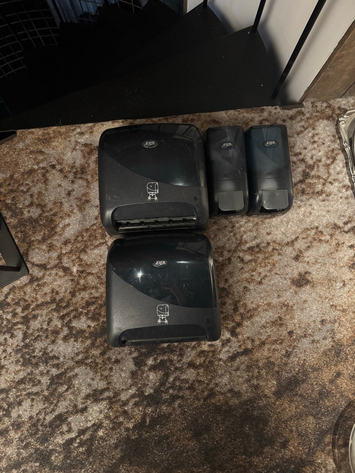 Ewro dispenserset: 2 handdoekdispensers, 2 zeepdispensers, Ophalen of Verzenden, Overige typen