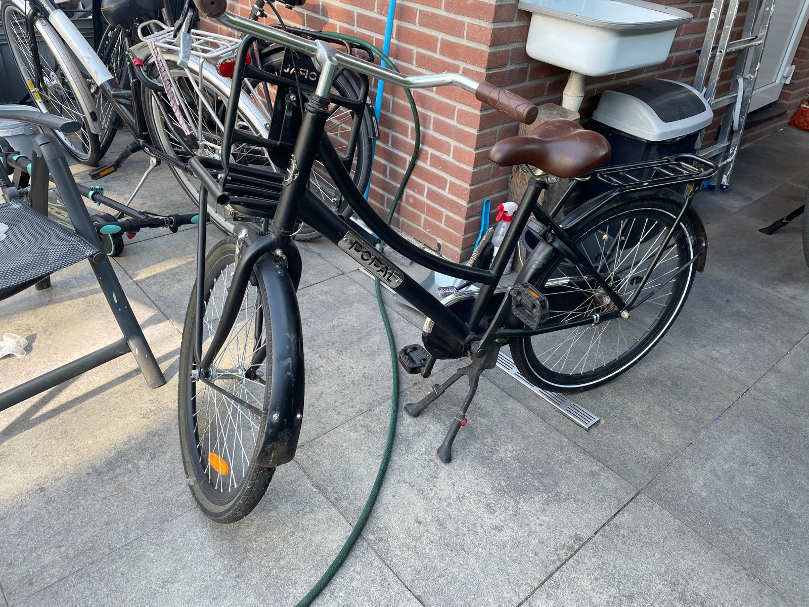 Popal transportfiets, zwart, met voordrager, Fietsen en Brommers, Fietsen | Dames | Damesfietsen, Terugtraprem, Gebruikt, 50 tot 53 cm