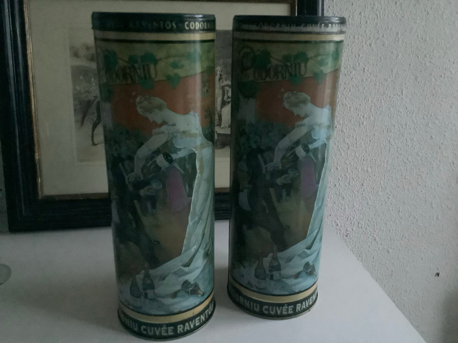 2 Vintage Codorniu Cuvee Raventos blikken kokers, Ophalen of Verzenden
