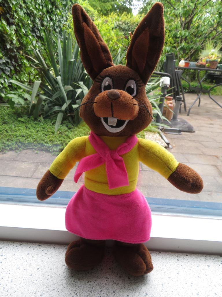 Konijn Bibi mascotte van Camping Beerze Bulten, Konijn, Ophalen of Verzenden, Zo goed als nieuw, Wasbaar