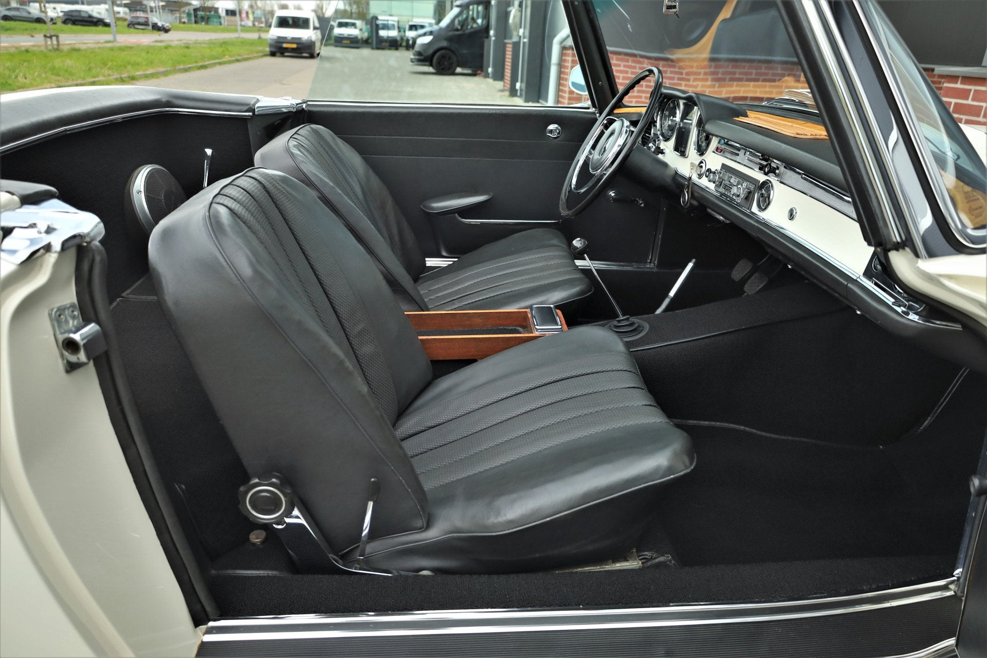 Mercedes-Benz SL-Klasse 230 SL W113 Pagode Gerestaureerd, foto 11