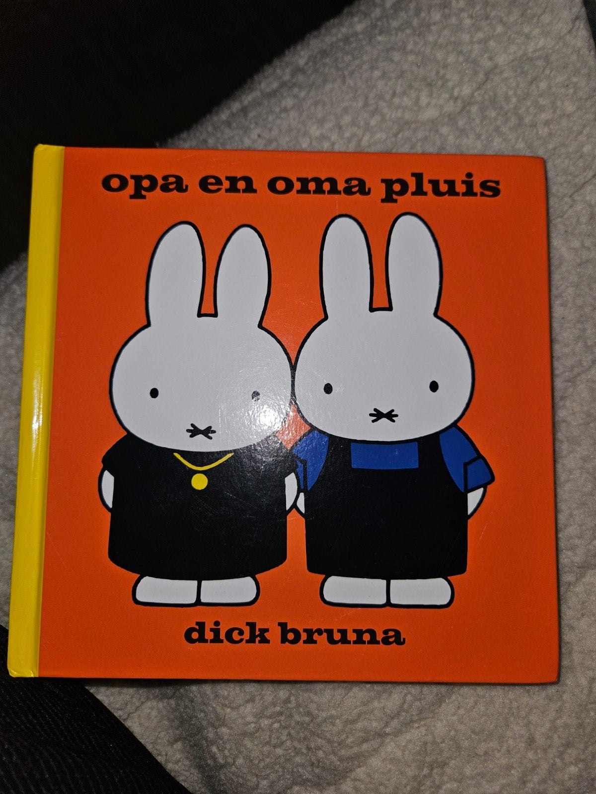 Opa en Oma Pluis - Dick Bruna (Nijntje), Ophalen of Verzenden, Gelezen, Fictie algemeen, Gouden boekje
