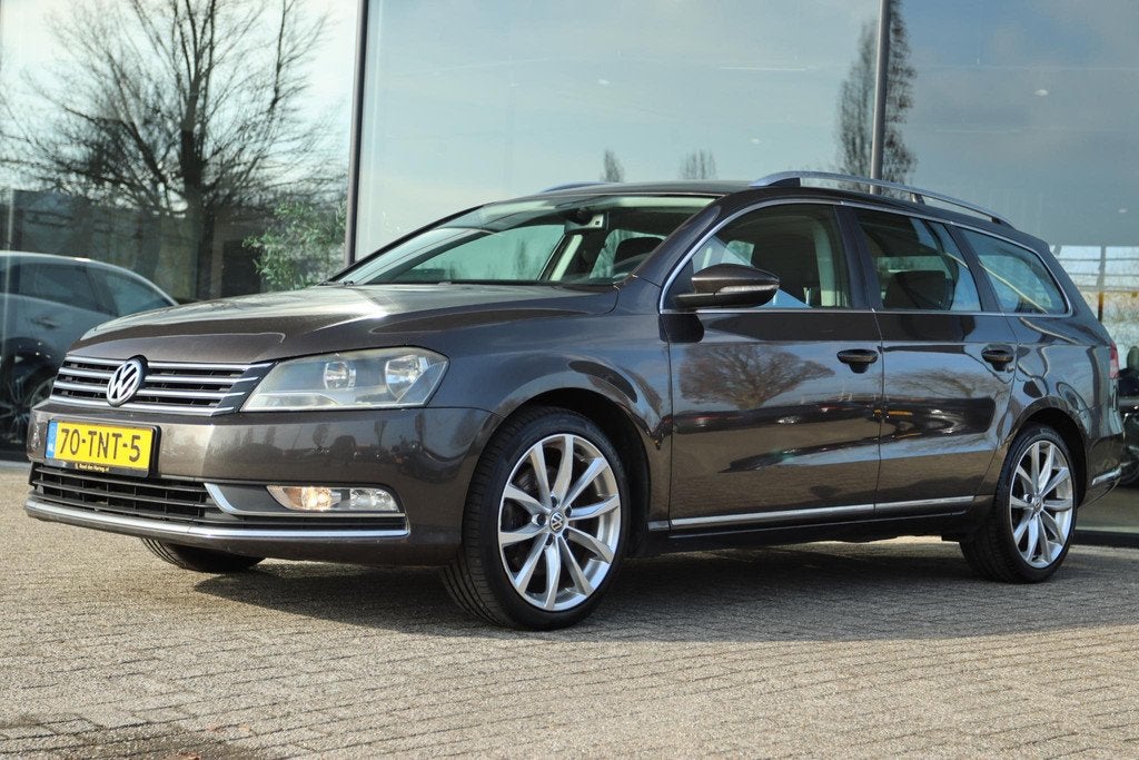 VOLKSWAGEN PASSAT VARIANT 1.4 TSI COMFORT EXE LINE AUT. | RI, Euro 5, Stof, Gebruikt, Bruin