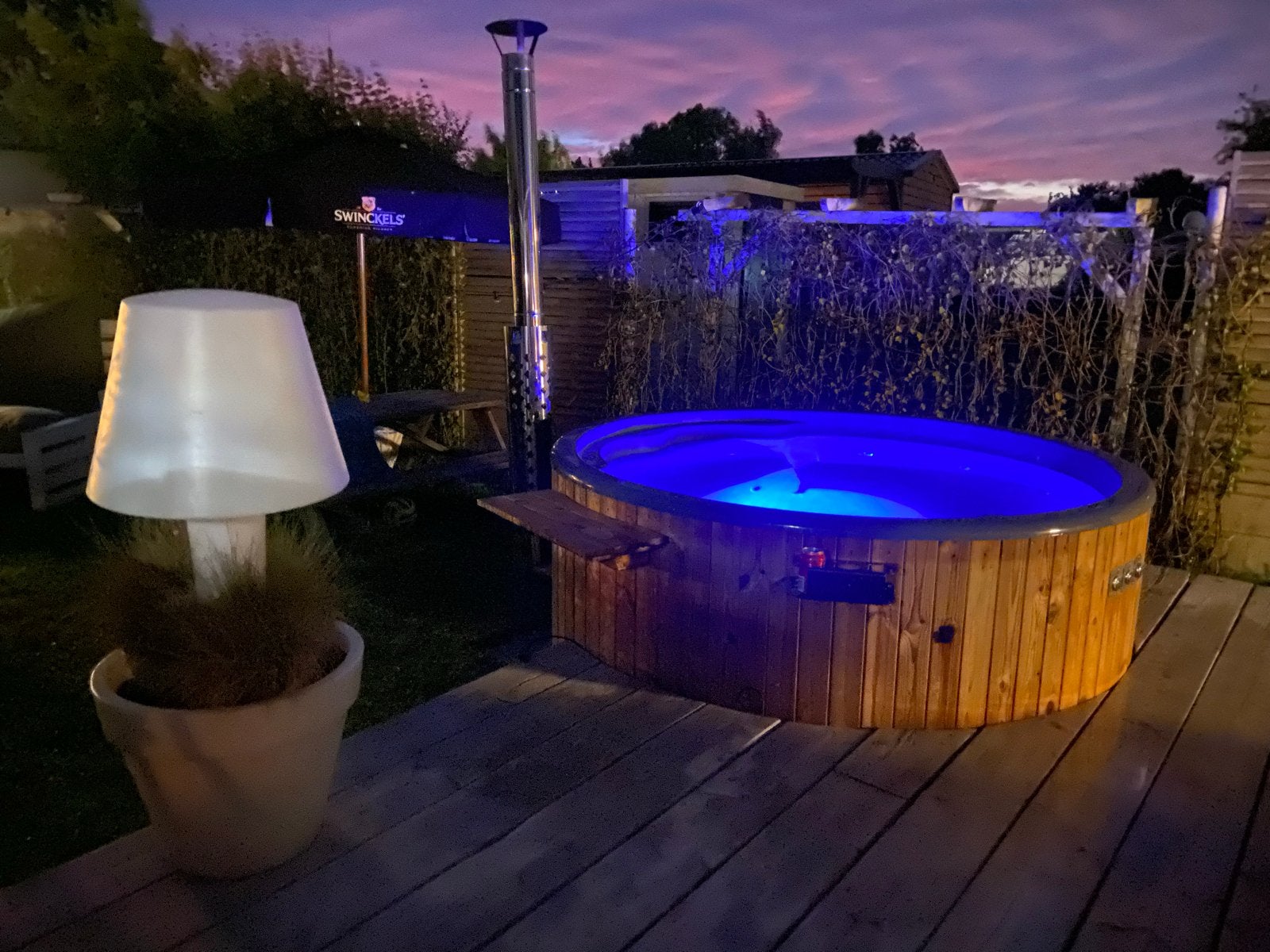 LAST MINUTE ZEELAND Cottage met hond | hottub en grote tuin, Tot en met 4